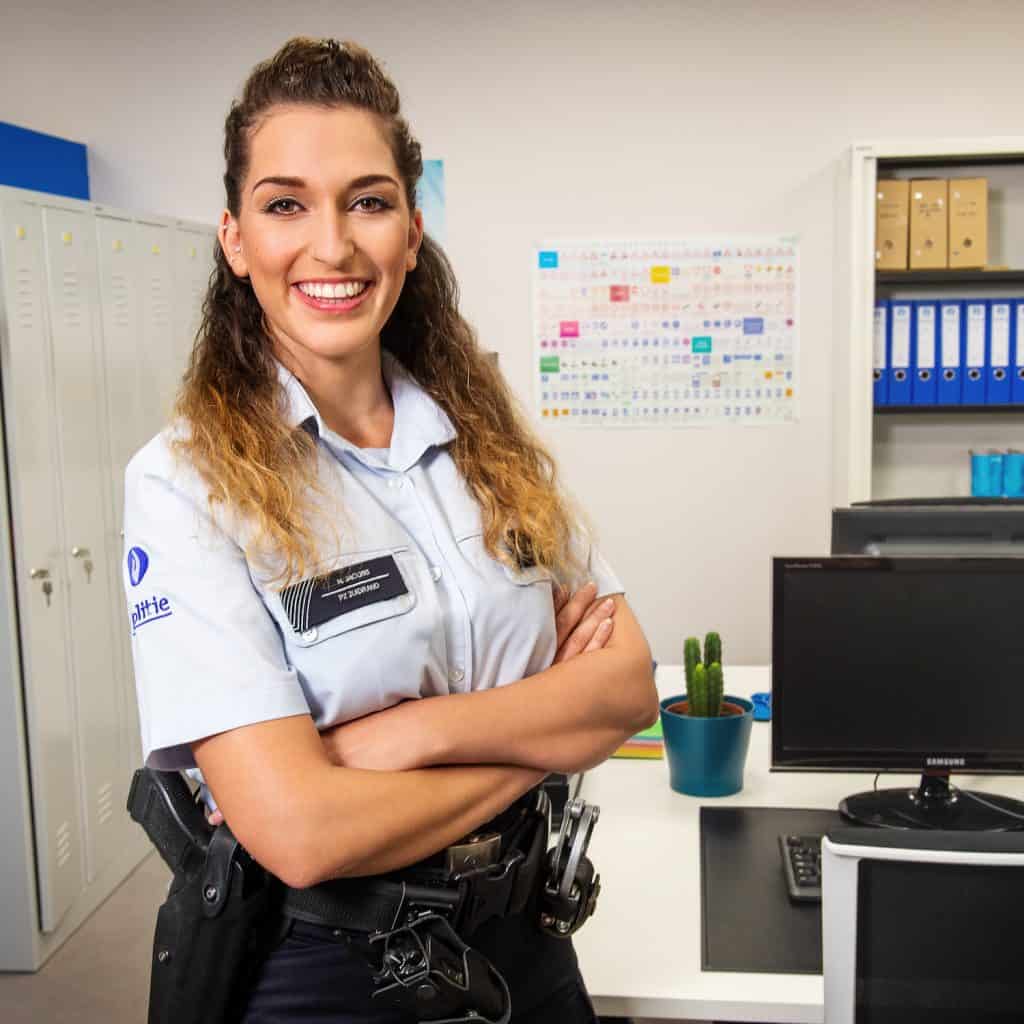 Idalie Samad speelt Nour Jacobs in De Buurtpolitie