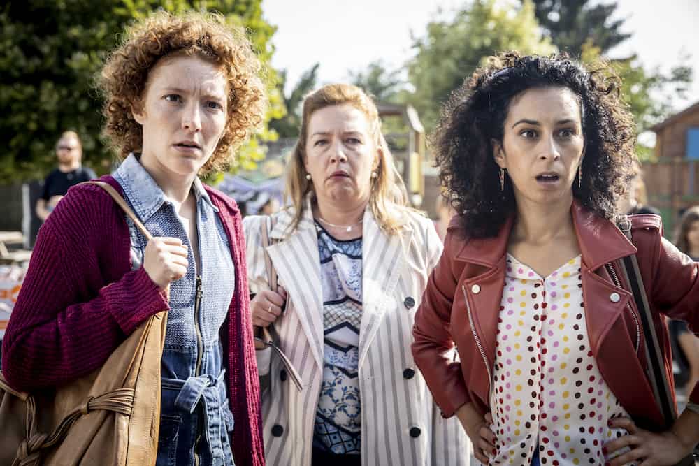 Helene Devos, Isabelle Van Hecke en Ikram Aoulad in De Luizenmoeder tweede seizoen