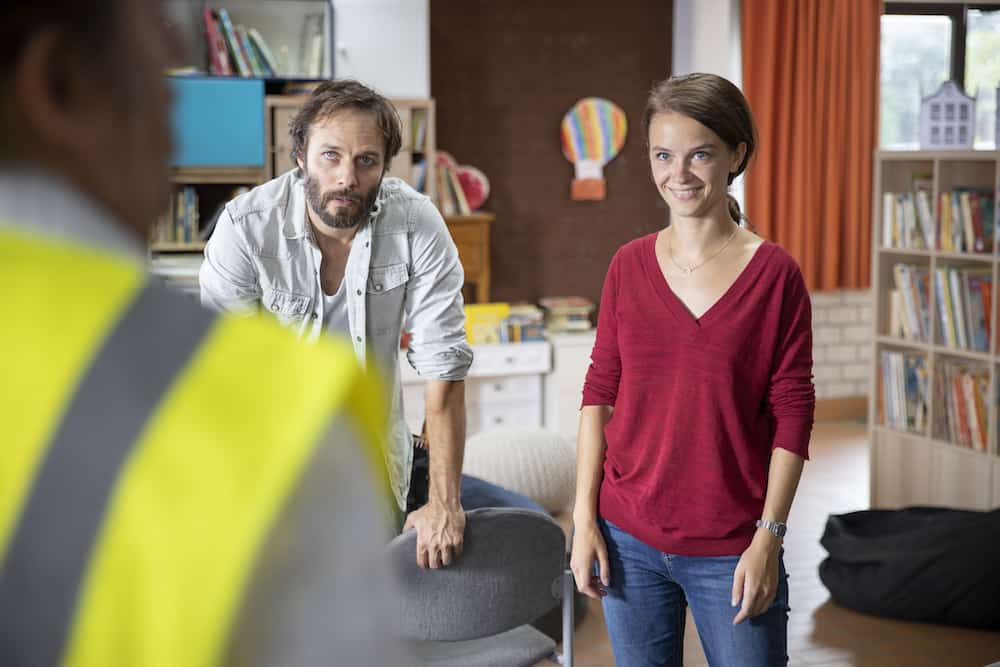 Maarten Ketels en Lynn van Royen in De luizenmoeder